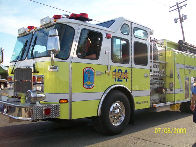 2009 Parade - Sykesville Engine 124